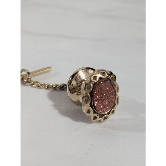 Goldstone Vintage Men's Gold Tie Tack With Chain - Picture 1 of 5